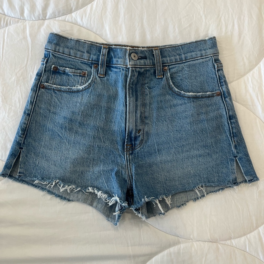 Abercrombie The Mom Short